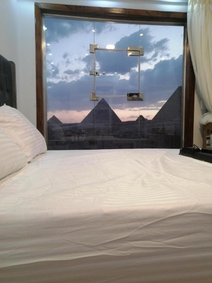 Pyramids Frühstückspension *